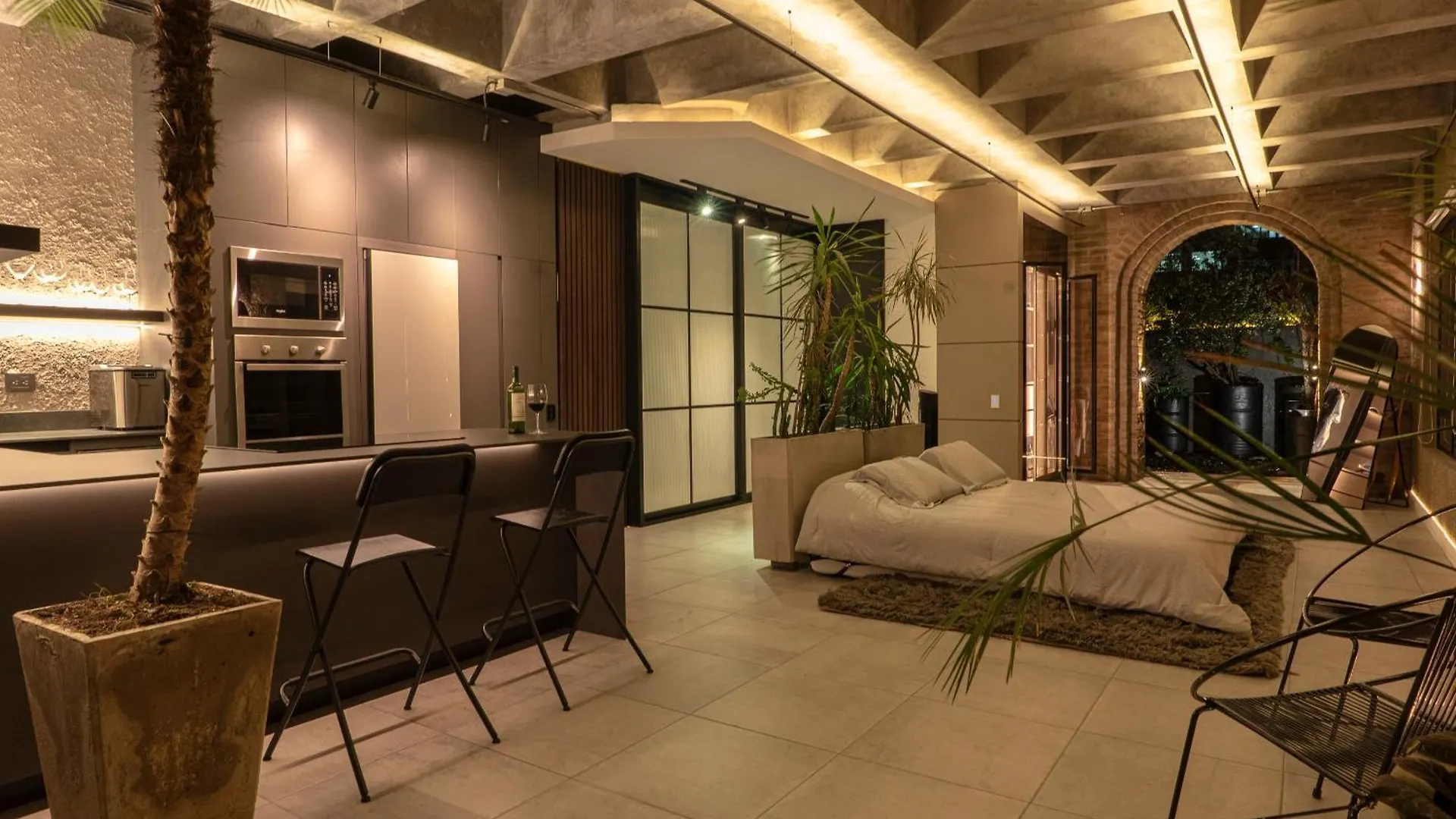 Vive Pisoverde - A Loft With A Green Soul Medellín