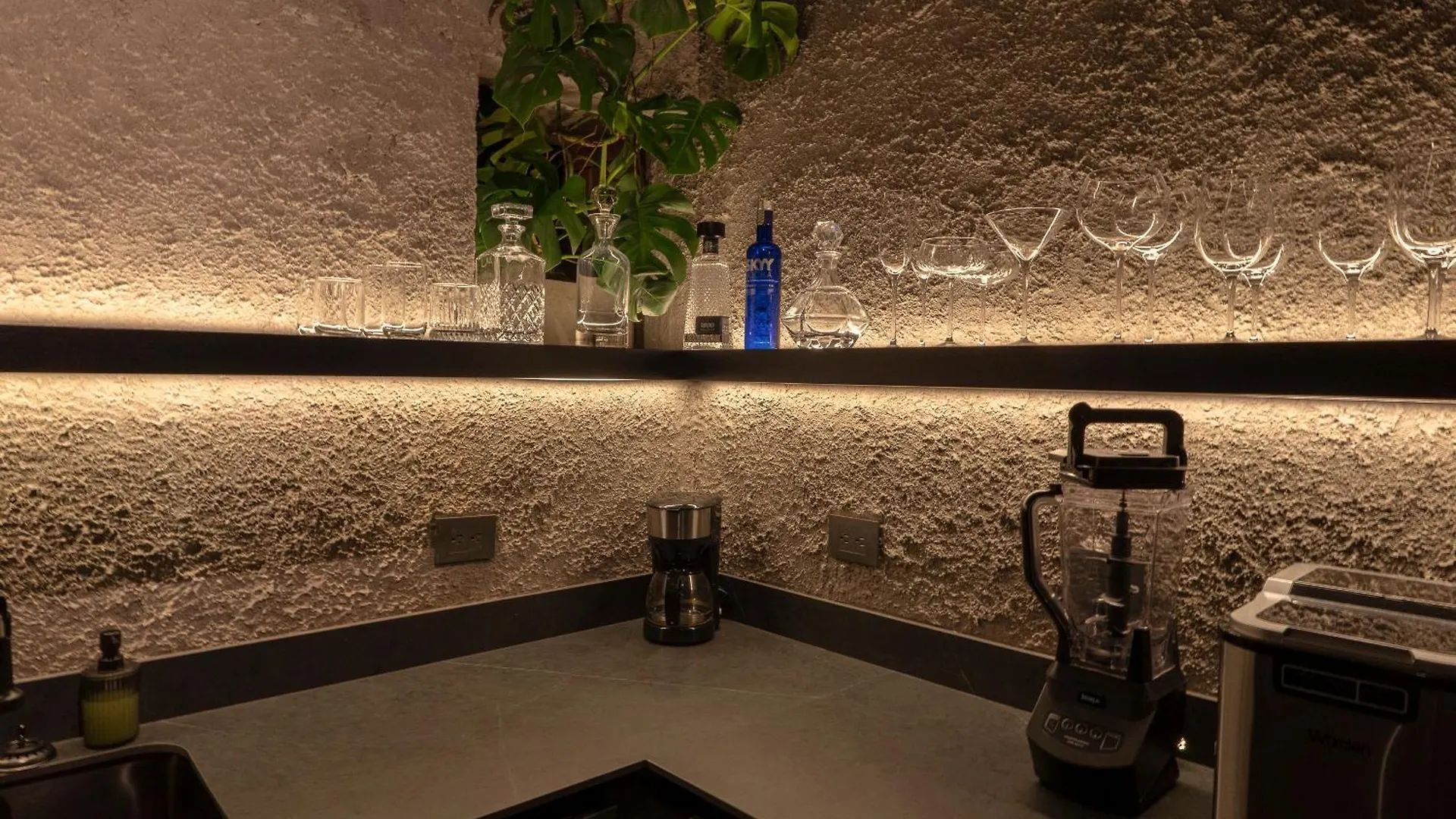 Vive Pisoverde - A Loft With A Green Soul Medellín 0*,  Kolumbie