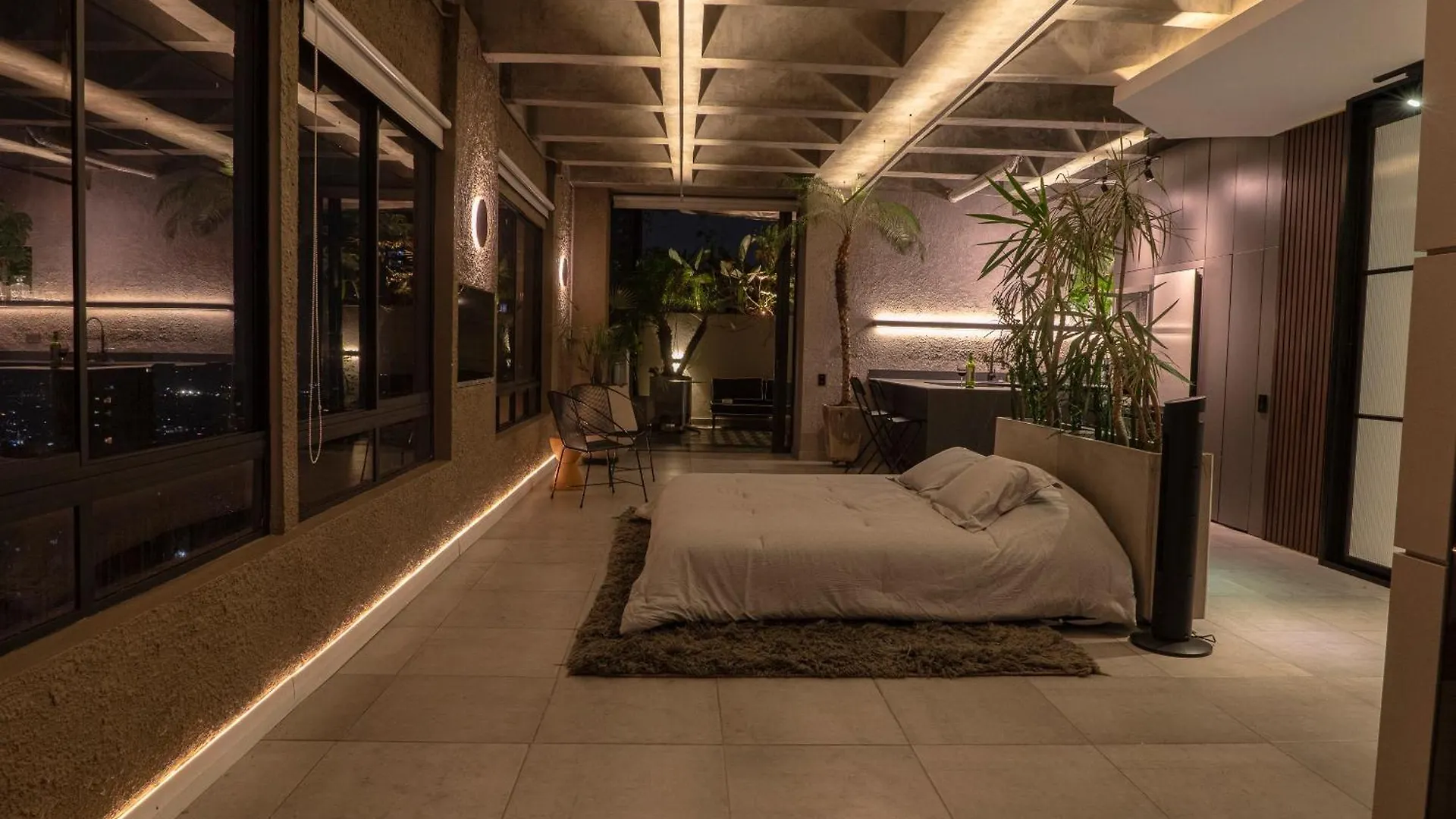 Vive Pisoverde - A Loft With A Green Soul Medellín Apartmán