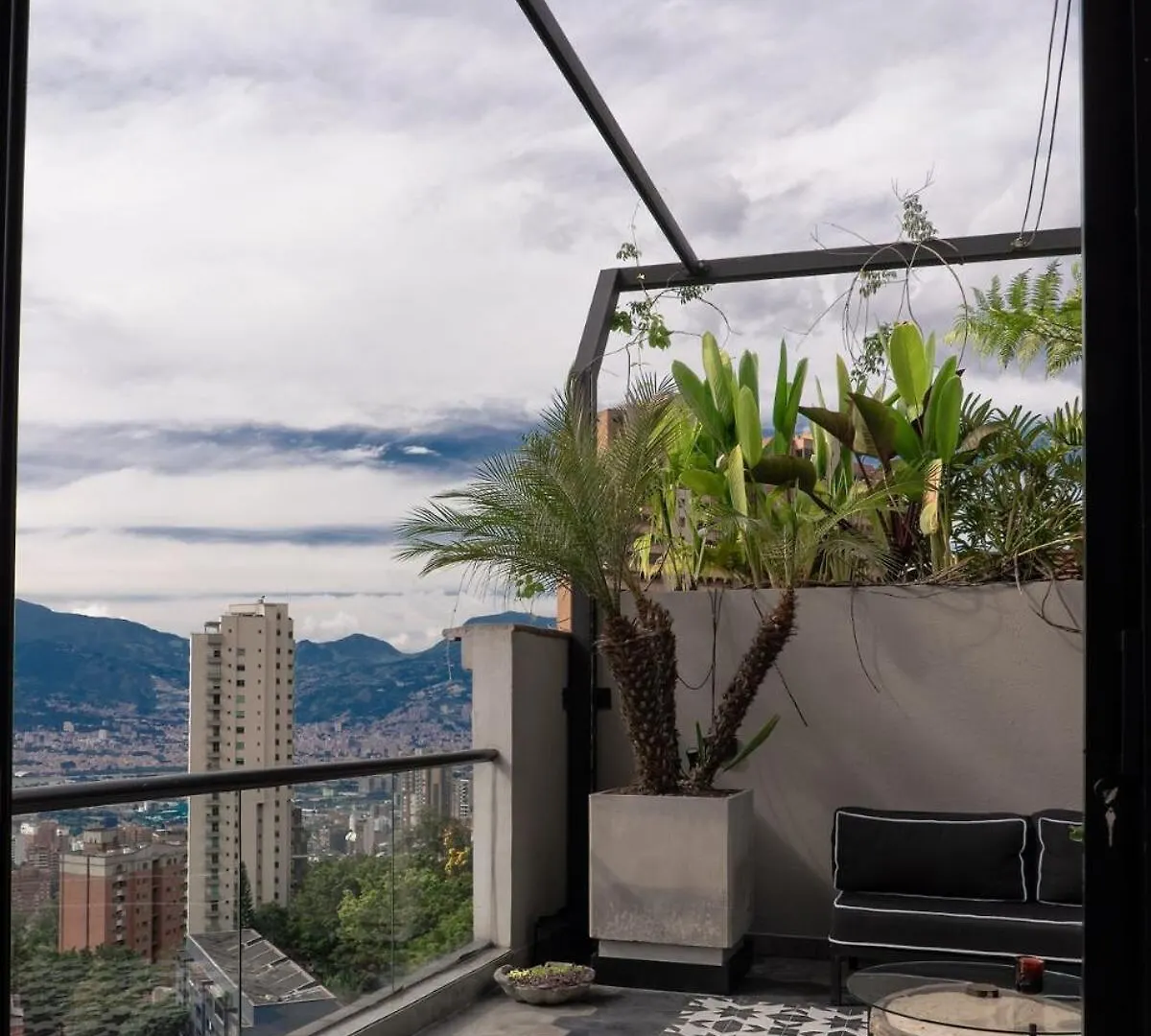 Apartmán Vive Pisoverde - A Loft With A Green Soul Medellín Kolumbie